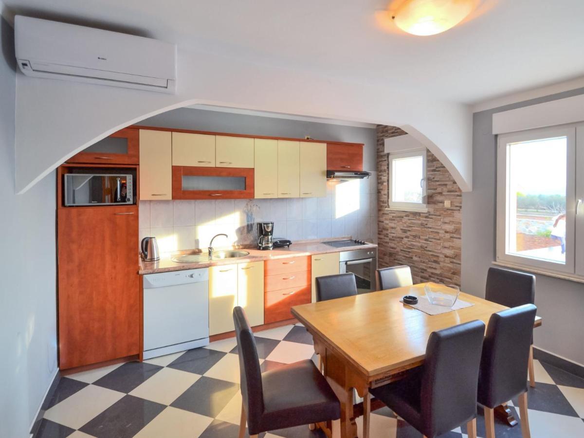 Holiday Home Frane By Interhome Lisane Tinjske Exteriér fotografie