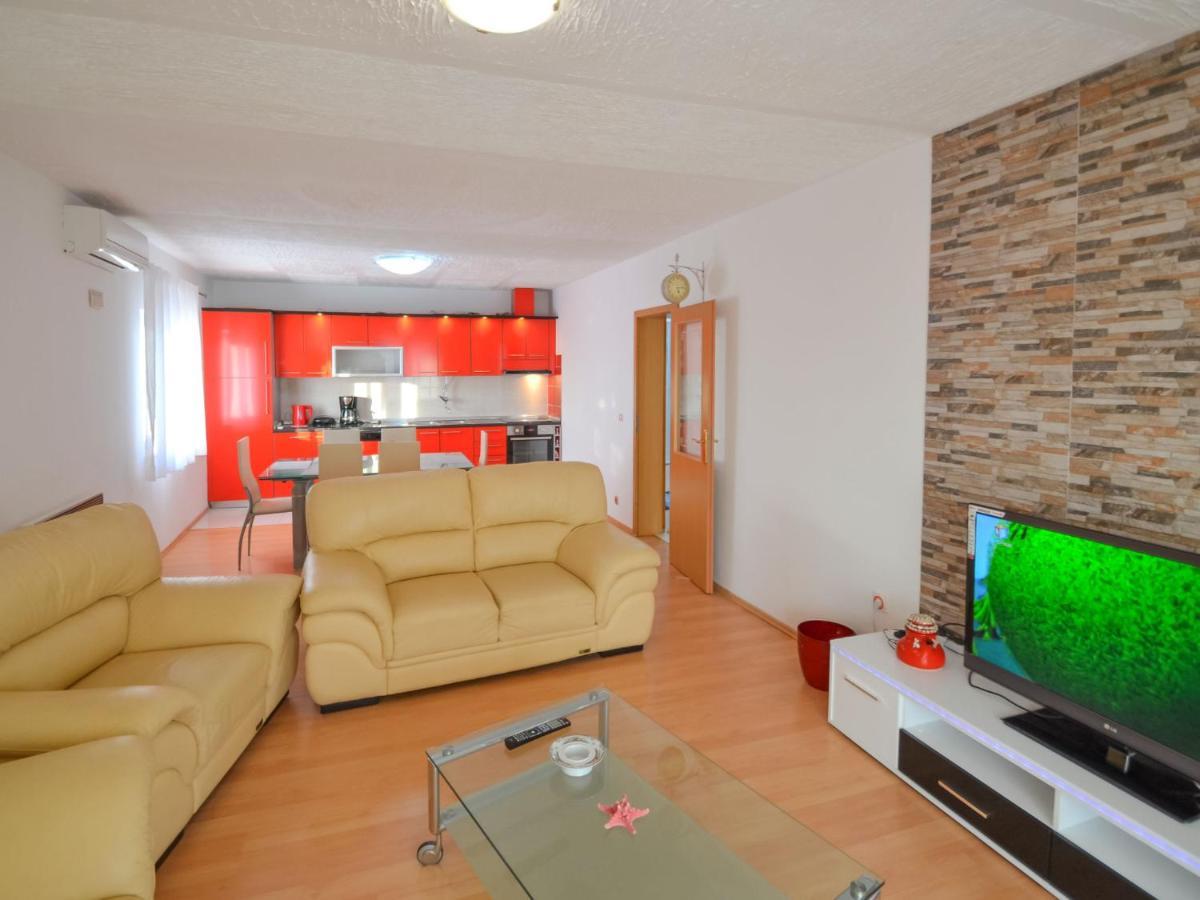 Holiday Home Frane By Interhome Lisane Tinjske Exteriér fotografie